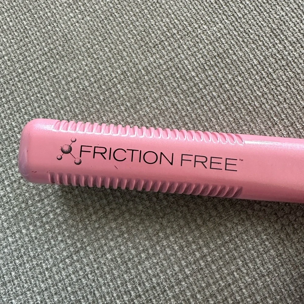 Friction free hair iron:straightener‎